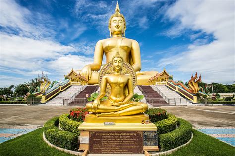 buddhism in thailand.